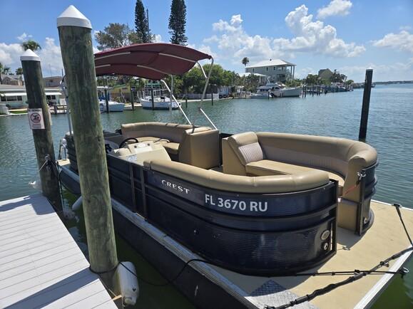 12 Passenger Pontoon Boat - John's Pass Sandbar / Madeira Beach  🌞⚓🐬