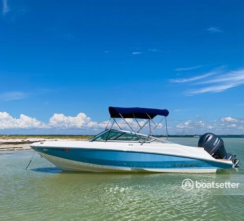 Immaculate and Spacious 21ft Regal OBX Bow Rider 