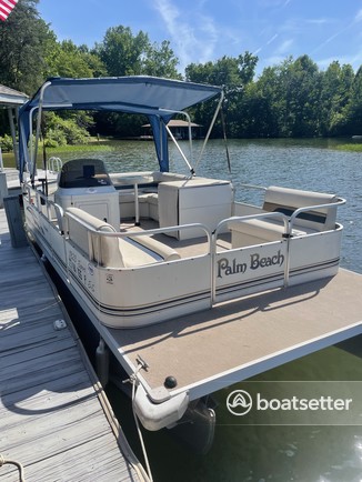 Rent a Palm Beach Marinecraft pontoon in Bumpass, VA near me