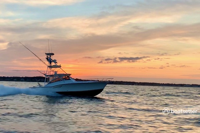 Rent a Albemarle Boats flybridge in East Greenwich, RI near me