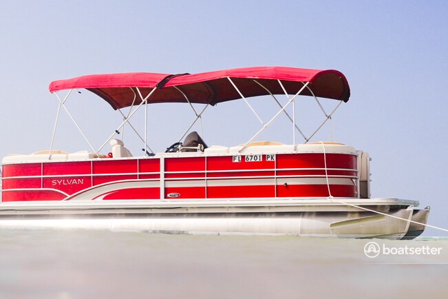 Rent a Sylvan Marine pontoon in St. Petersburg, FL near me