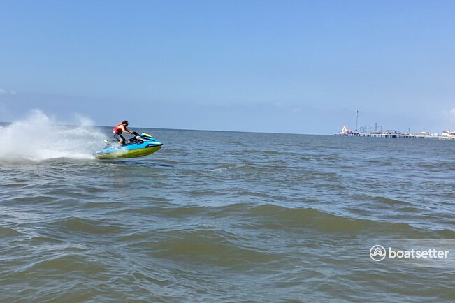 Rent a YAMAHA jet ski / personal water craft in Galveston, TX near me