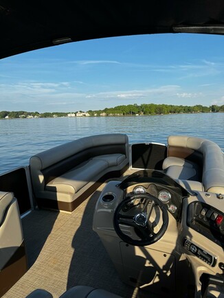 Rent a Premier Marine pontoon in Cornelius, NC near me
